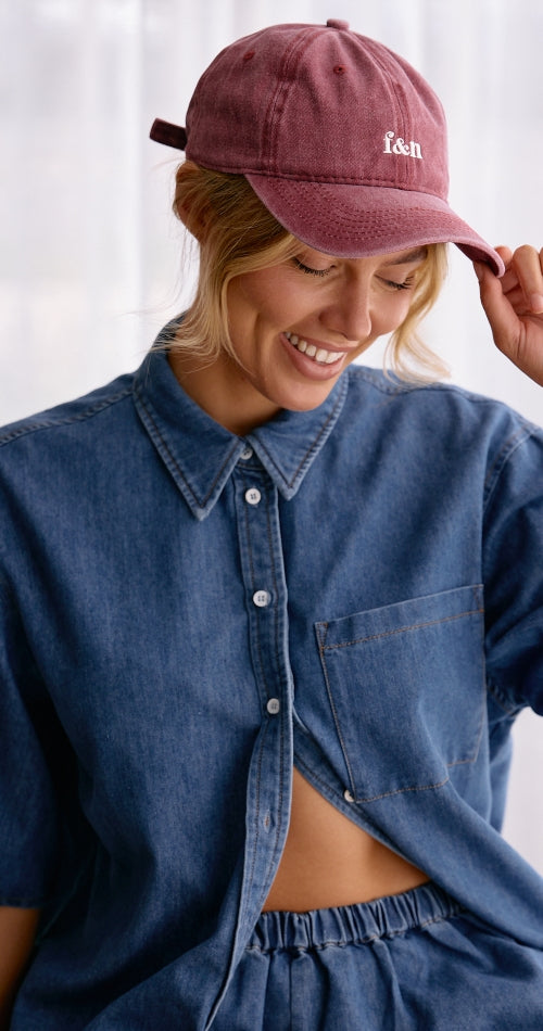 GIGI WASHED DENIM CAP - BURGUNDY