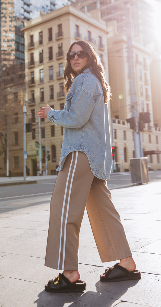 NOAH CROPPED PANT - CAMEL STRIPE