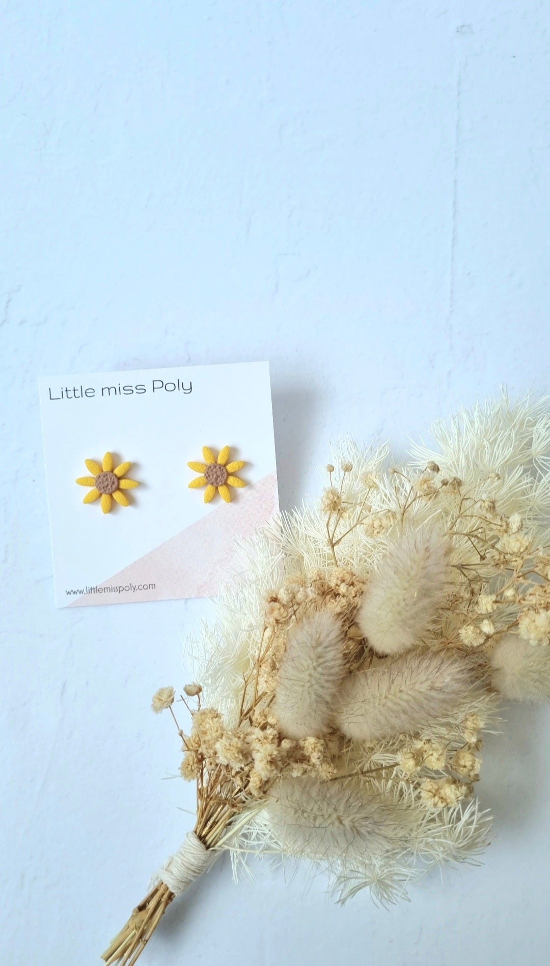 Sunflower studs