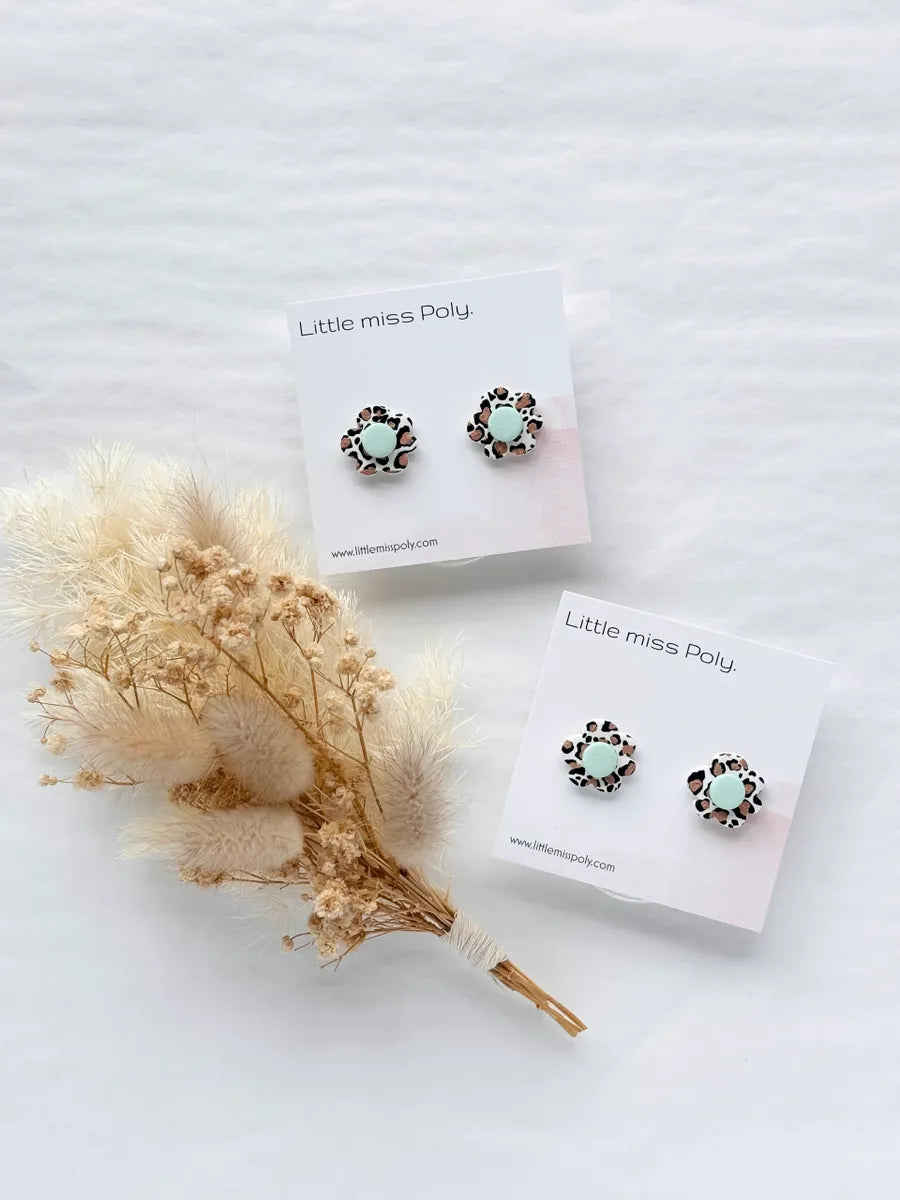 BOTANICAL LEOPARD STUD