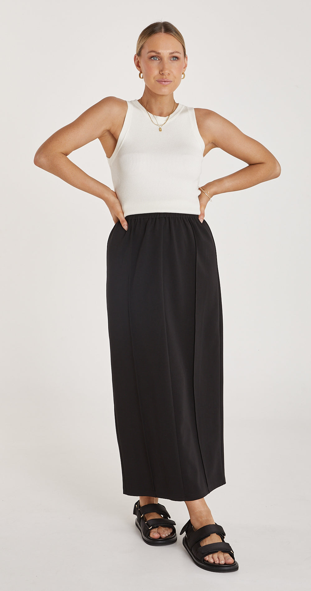 NOAH SKIRT - BLACK