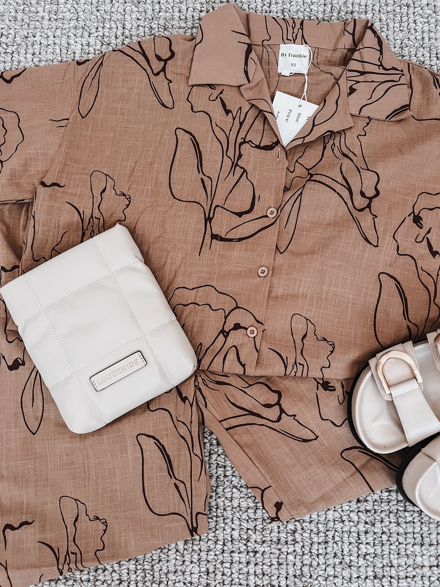Noah brown floral set