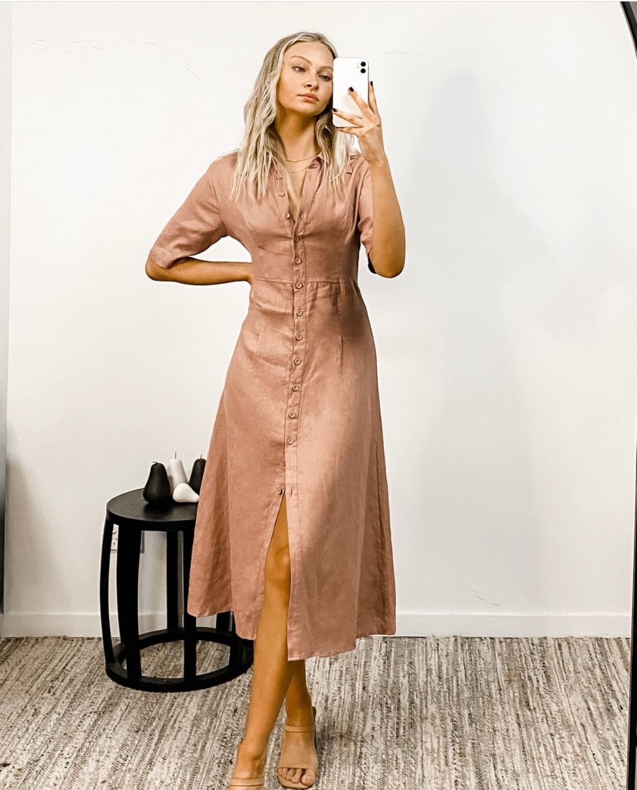 Dolly linen dress- Latte