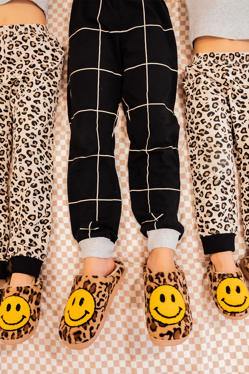 HAPPY LEOPARD SLIPPERS