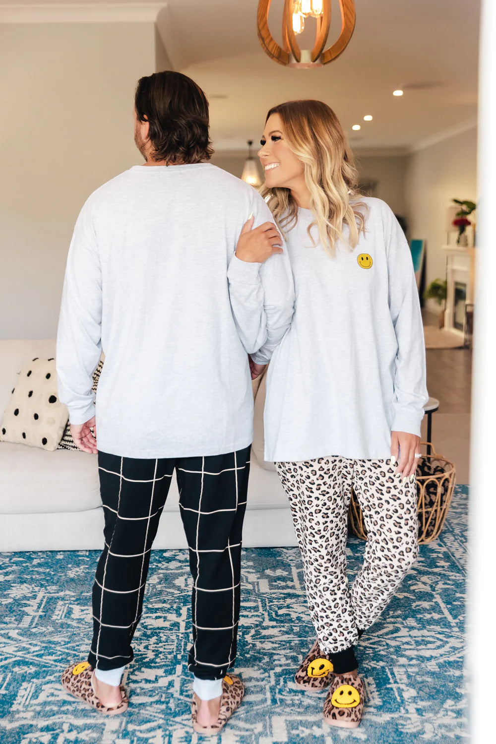 SMILEY LONG SLEEVE TEE