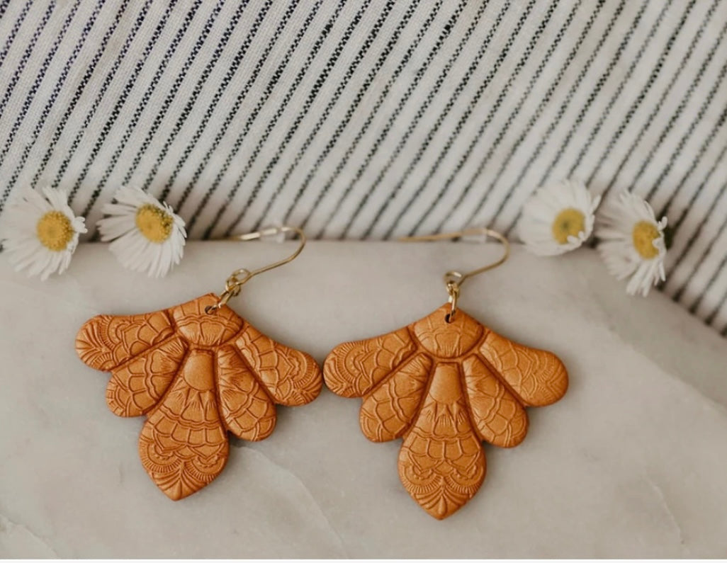 Evelyn Hook Earrings