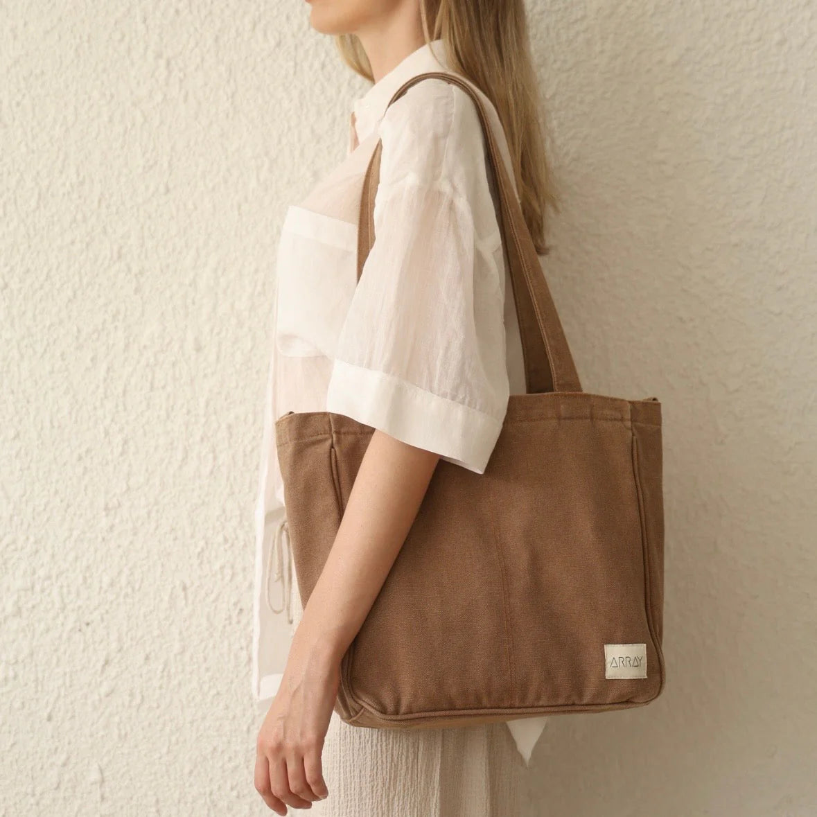 Midi Pocket Tote - Mocha