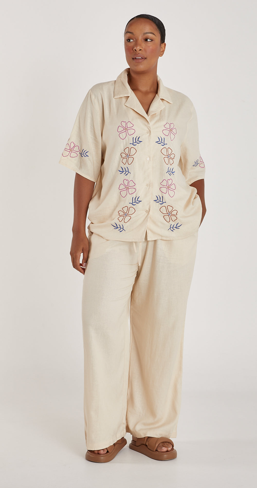 AIRLIE EMBROIDERY SHIRT - CREAM