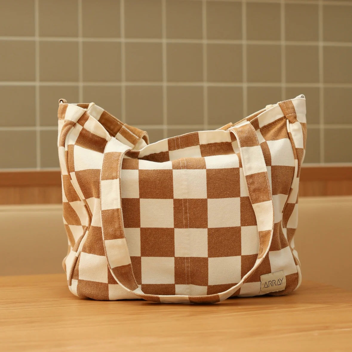 Everyday Pocket Tote - Tan Check