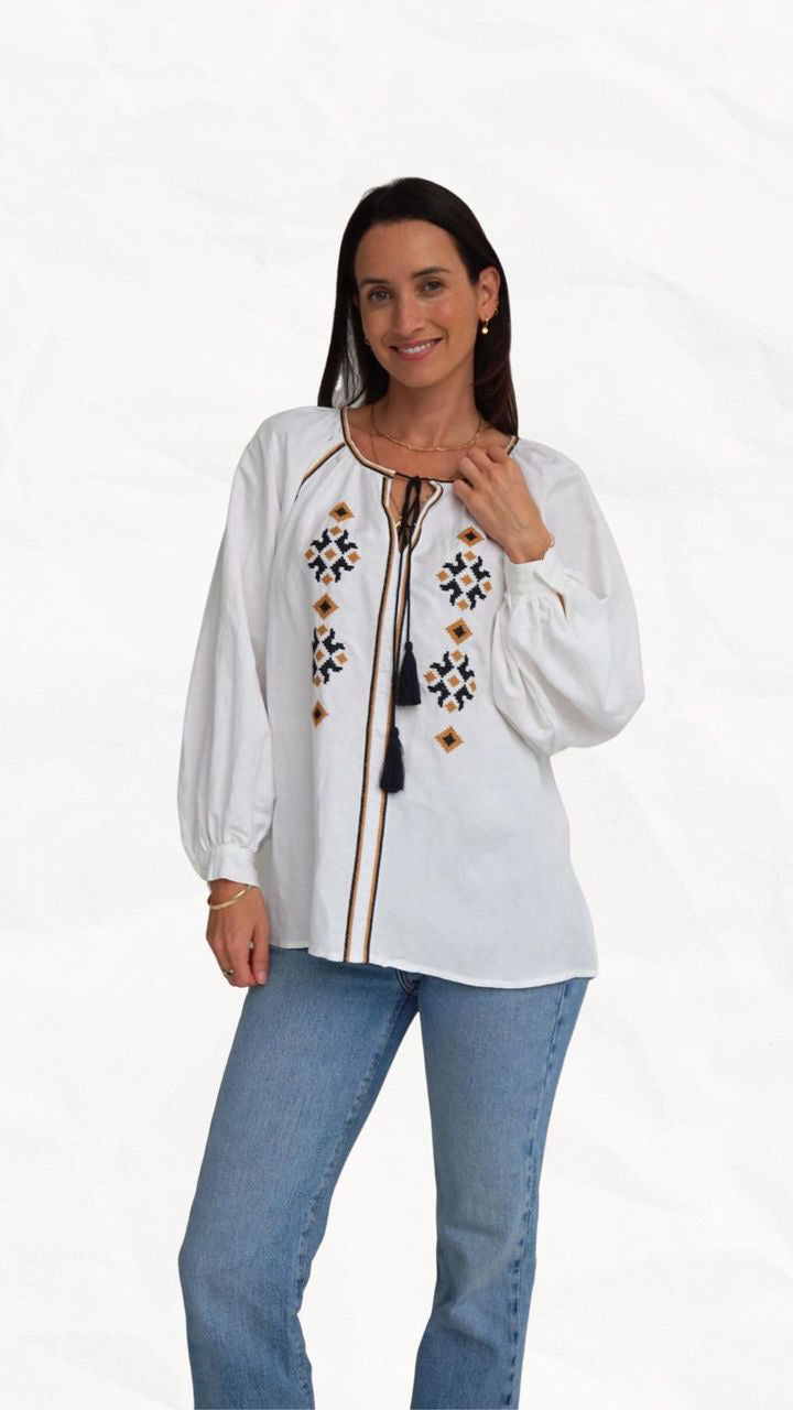 Kai linen blend embroidery blouse