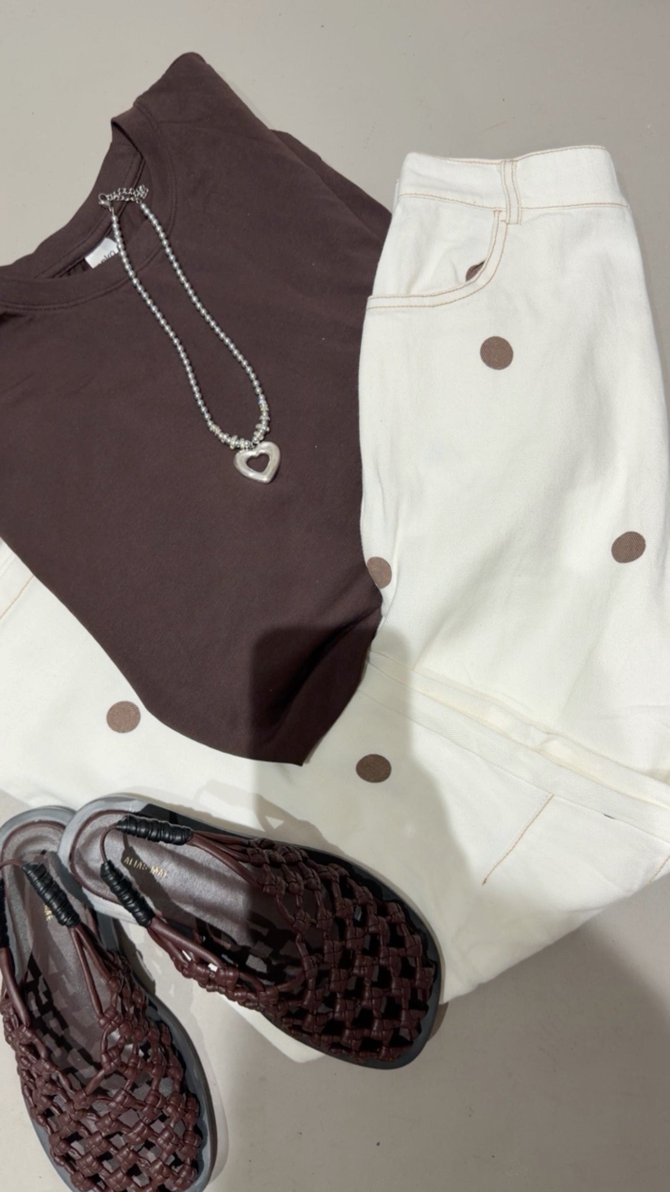 Polka dot cream/chocolate barrel leg jeans