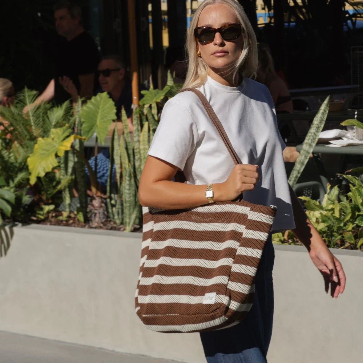 Everyday Pocket Tote - BROWN STRIPE MESH