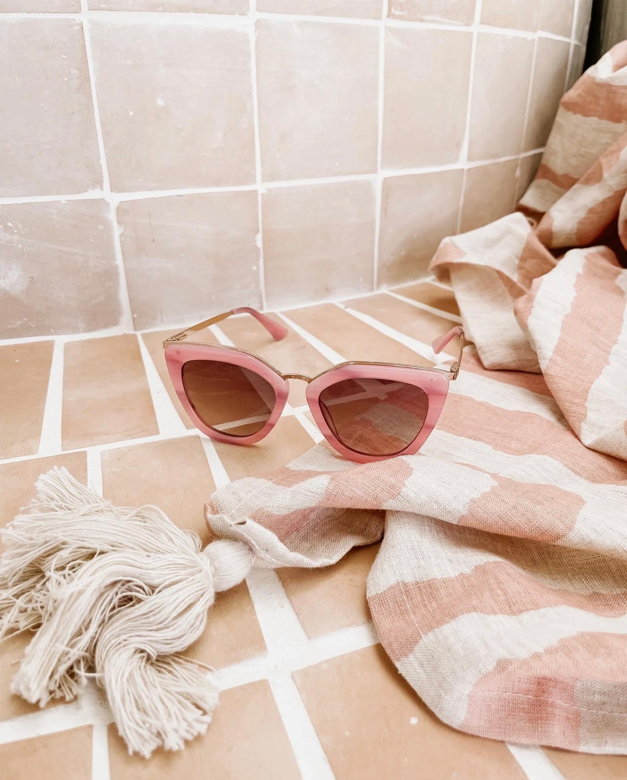 Gemma Sunglasses- pink