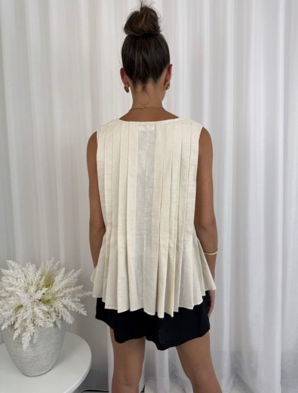 Clydette Top -Beige