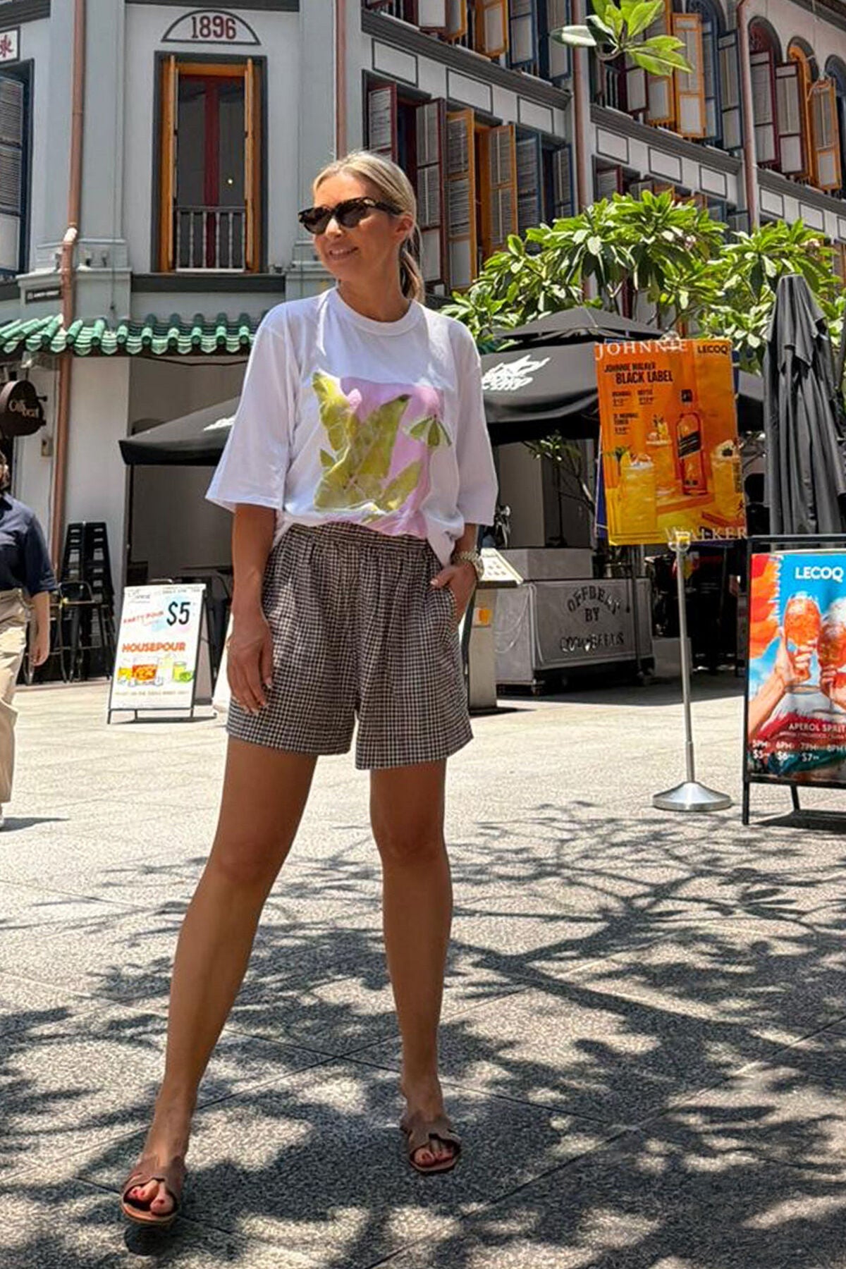 LIV OVERSIZED TEE/WHITE/COASTAL LEAVES