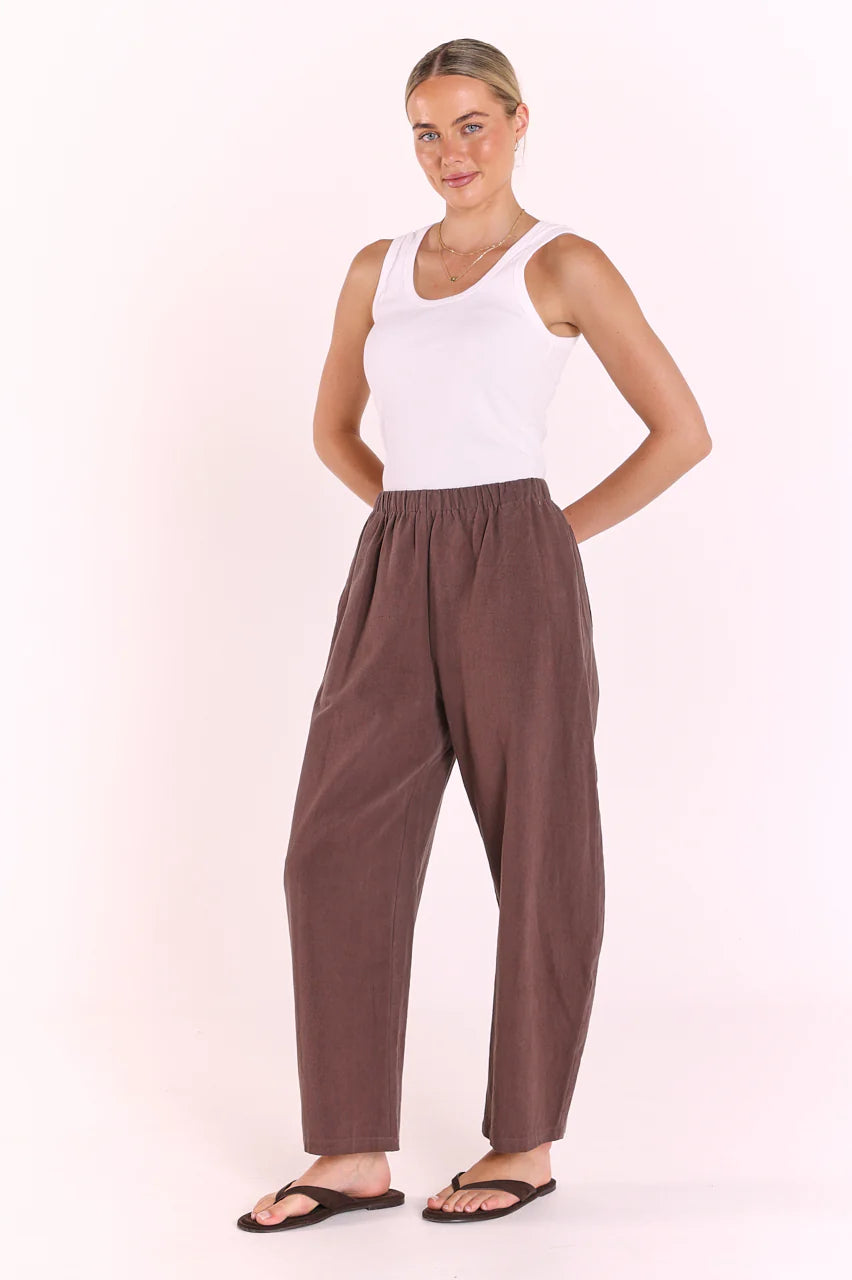 Eleanor Barrel Pant - Chocolate