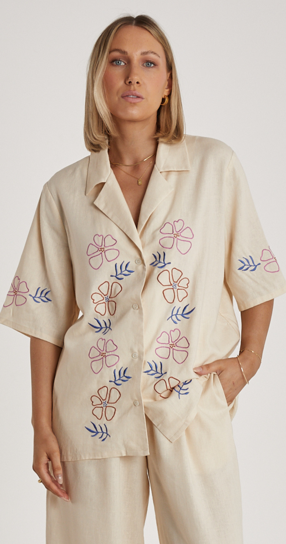 AIRLIE EMBROIDERY SHIRT - CREAM