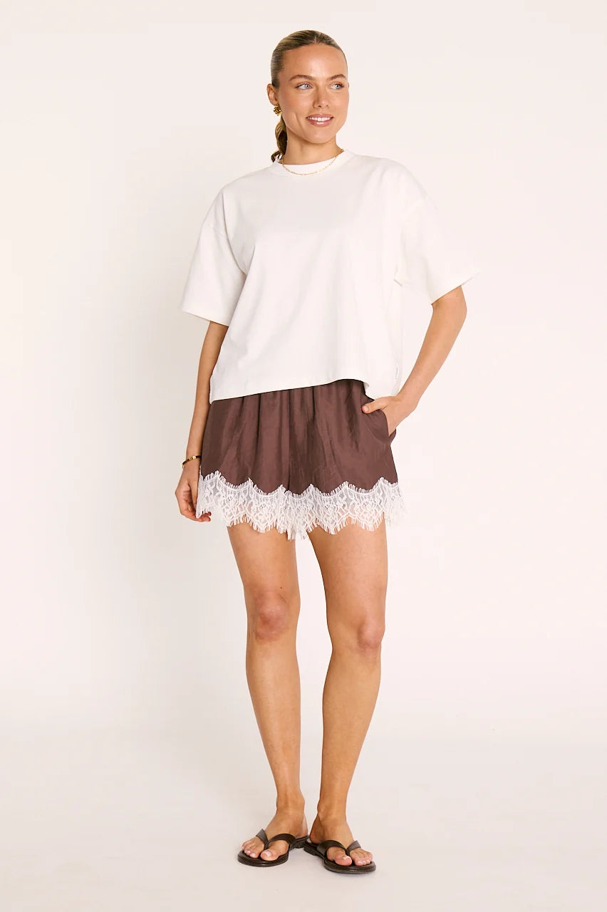 Ali short- chocolate cream lace