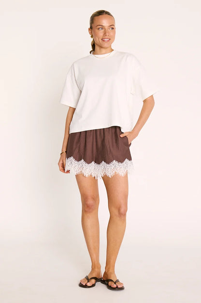 Ali short- chocolate cream lace