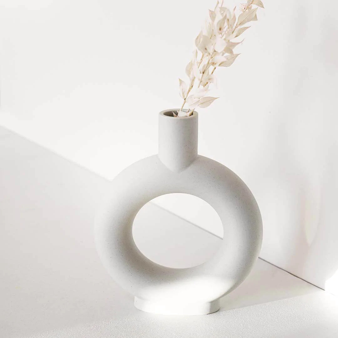 Amara halo vase- chalk ivory